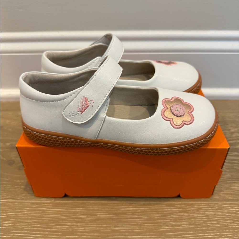 NEW Livie & Luca Glory White Napa Leather Size 12